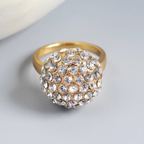 Ring - Picture 2 of 5